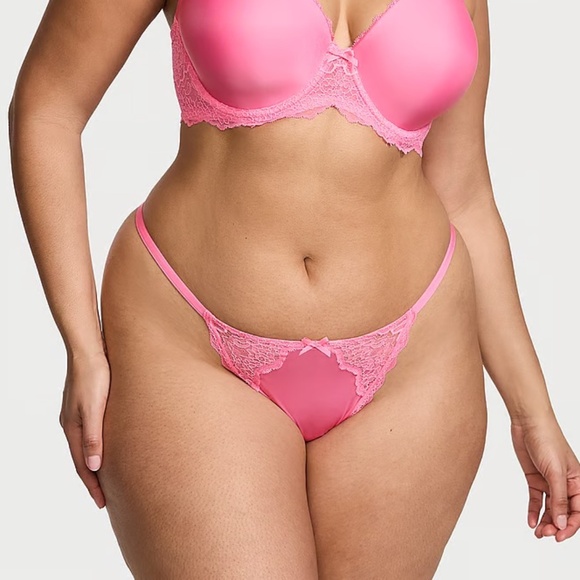 Victoria's Secret Dream Angels Lace-Trim V-String Panty Tickled Pink Small NEW - Picture 5 of 7